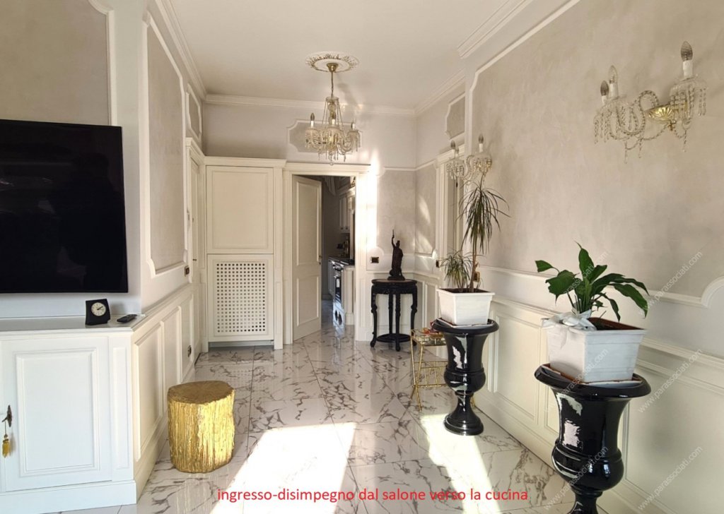 Appartamento trilocale in vendita  120 m² ottime condizioni, Cologno Monzese, località Cologno Centro